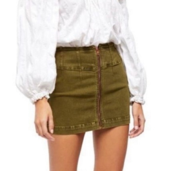 Free People Dresses & Skirts - Free People cadet green olive zip mini skirt Sz 25 New with Tags